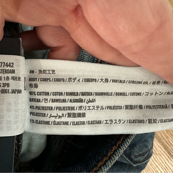 Abercrombie & Fitch The 90s Relaxed High Rise Curve Love Jeans Sz 29/8R NWT - Picture 8 of 9